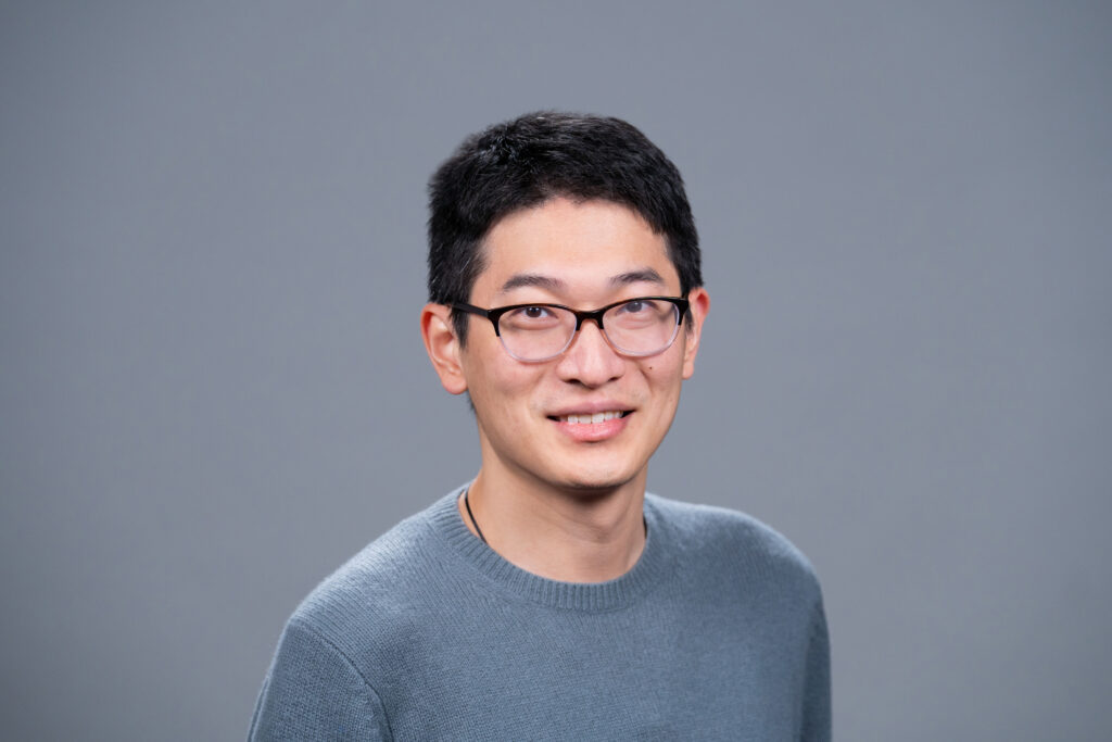 Chiwei Yan Headshot